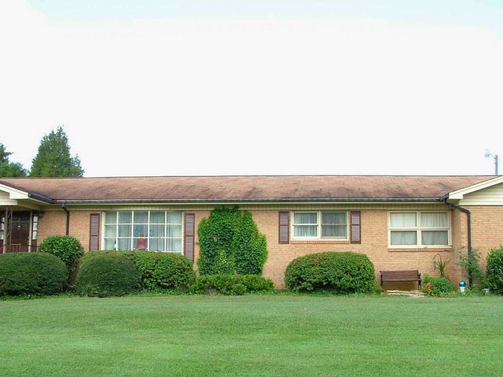 Bye-Bye Roof Stains | 3932 Biggerstaff Rd, Maiden, NC 28650, USA | Phone: (828) 428-0488