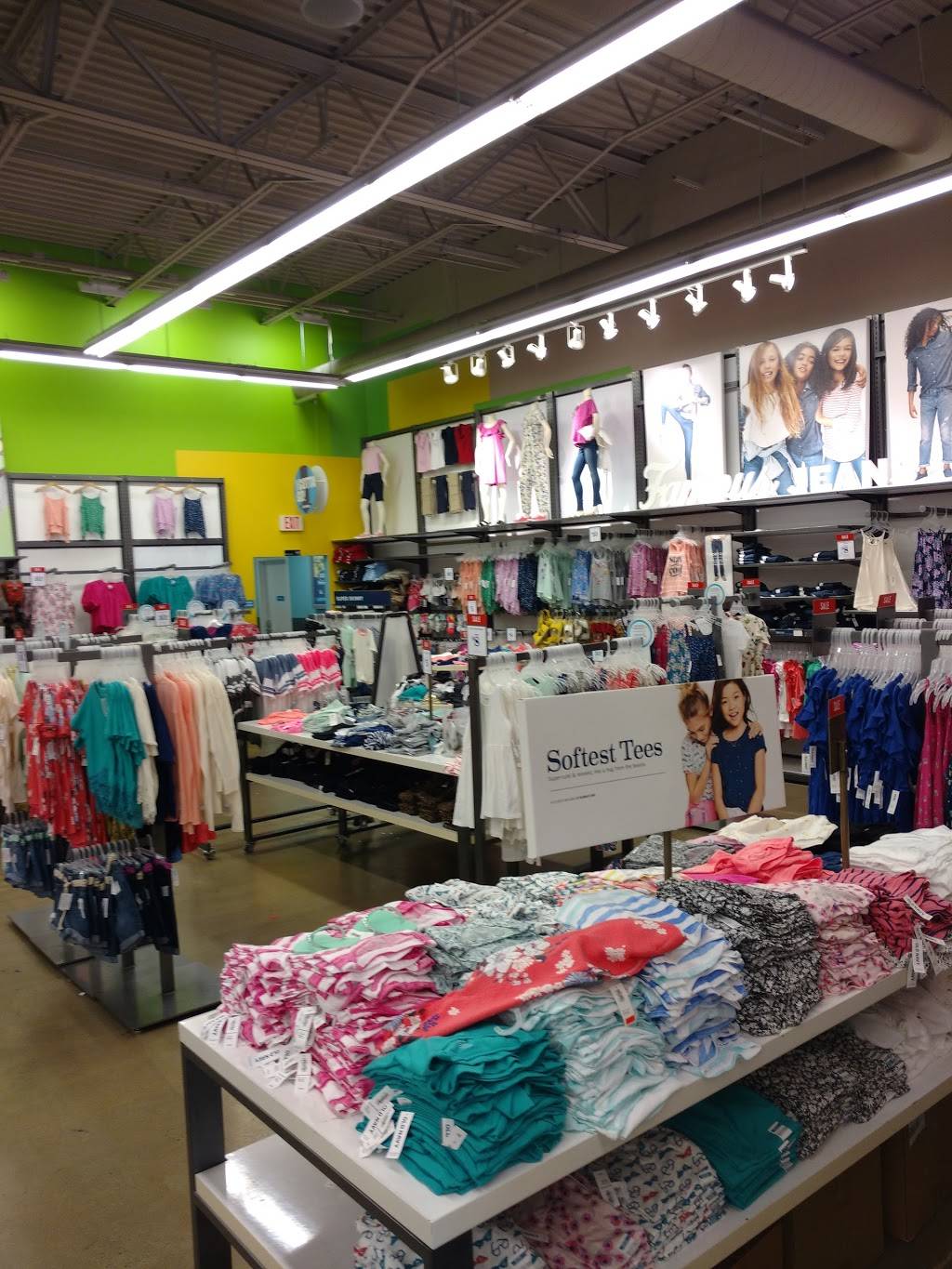 Old Navy - with Curbside Pickup | 7605 San Dario Ave, Laredo, TX 78045, USA | Phone: (956) 723-6100