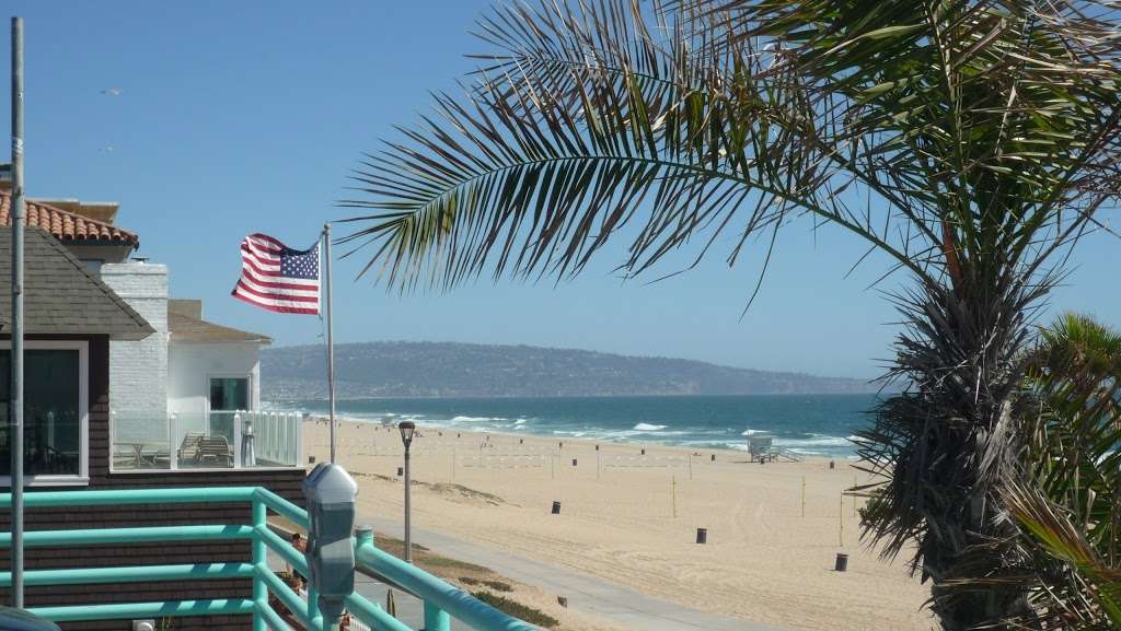 Upper Pier Lots | 1121 Ocean Dr, Manhattan Beach, CA 90266