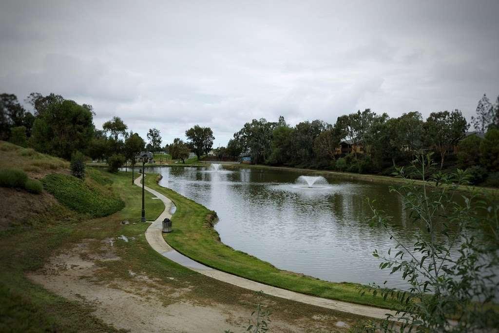 Libby Lake City Park | 424 Calle Montecito, Oceanside, CA 92057, USA | Phone: (760) 435-3600