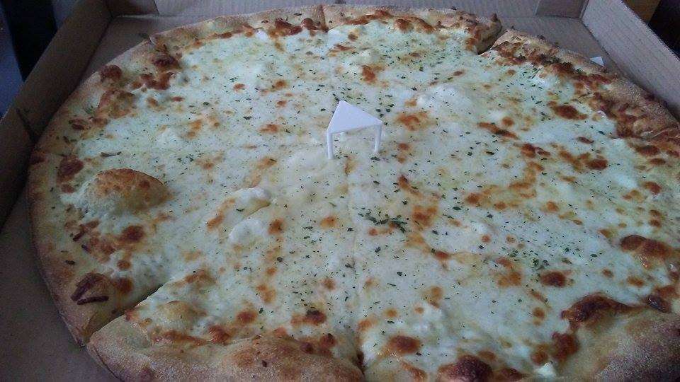 Angelinas Pizzeria | 7790 W Cheyenne Ave, Las Vegas, NV 89129, USA | Phone: (702) 463-3500