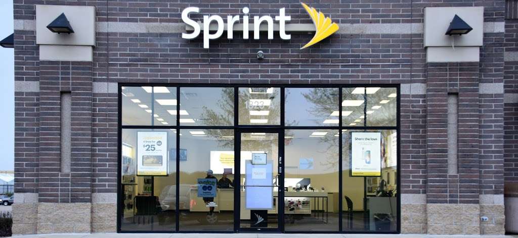 Sprint Store | 1823A E, Geneva St, Delavan, WI 53115, USA | Phone: (262) 725-0950