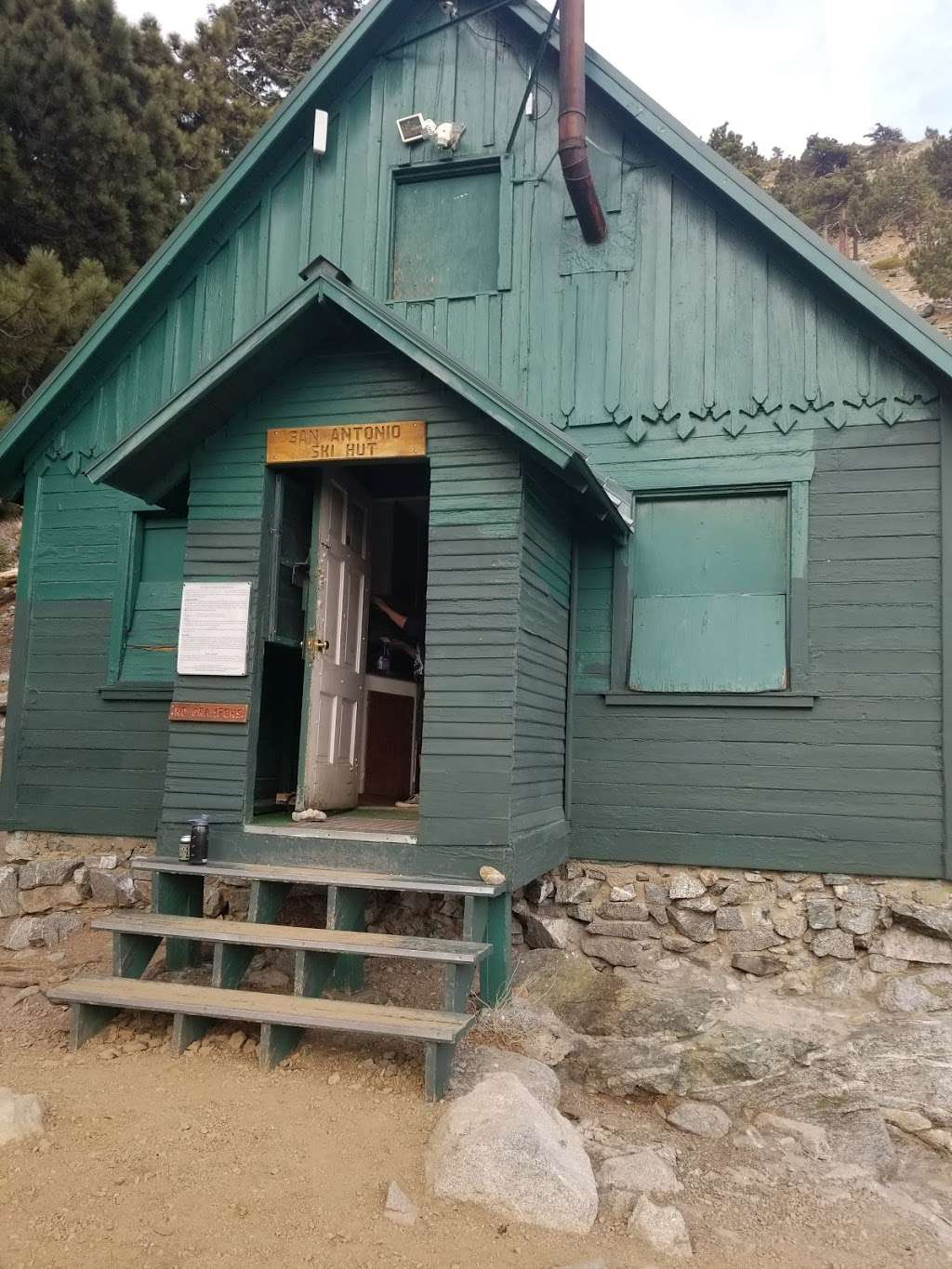 San Antonio Ski Hut | Mt Baldy, CA 91759, USA | Phone: (213) 387-4287