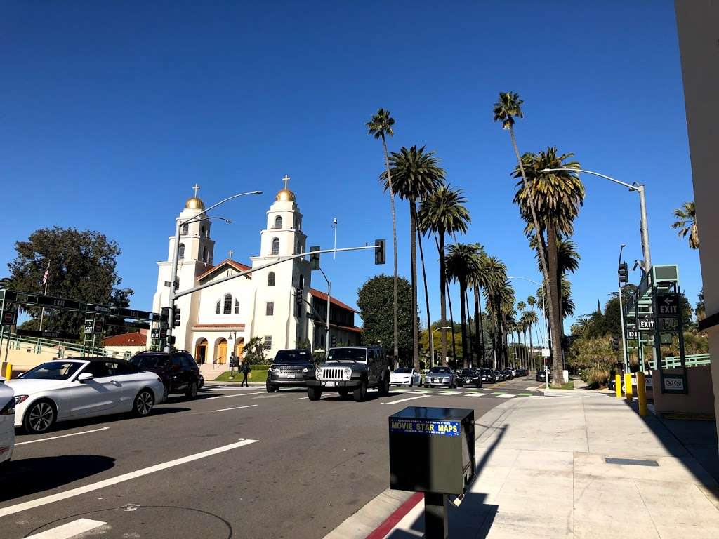 Beverly Hills Sign | 9390 N Santa Monica Blvd, Beverly Hills, CA 90210, USA | Phone: (310) 285-1000