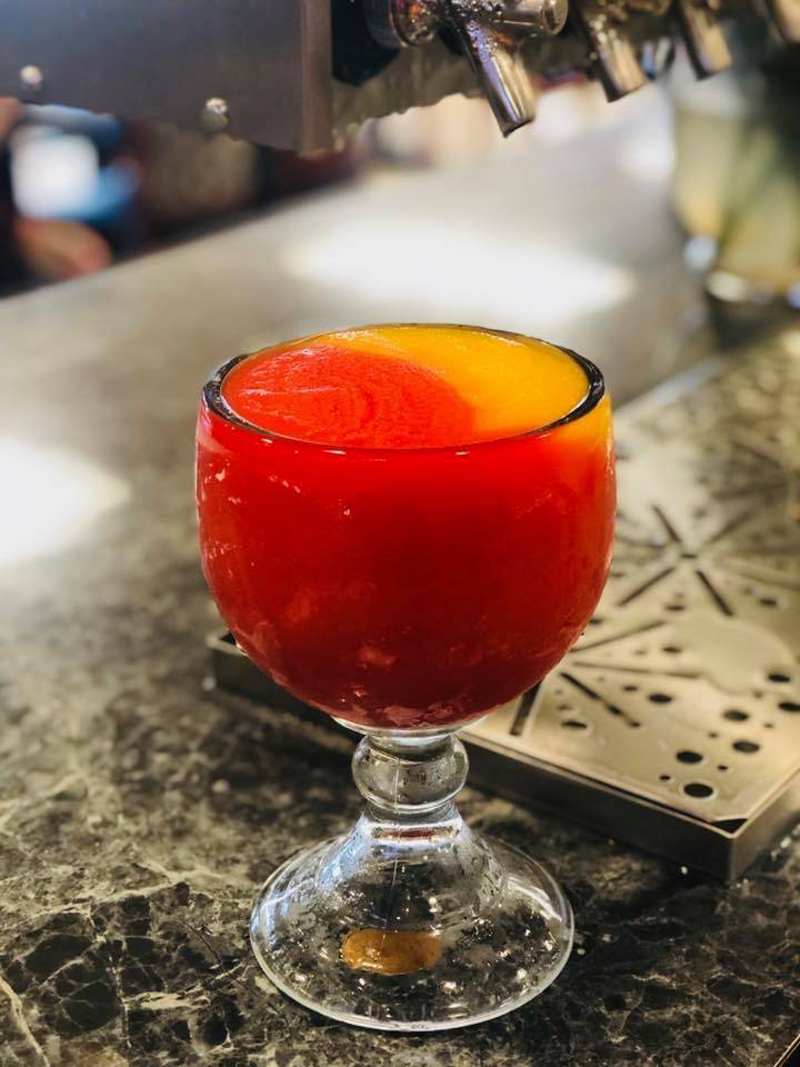 Huey Ps Pizzeria and Daiquiris | 7801 E St Bernard Hwy ste a, Violet, LA 70092, USA | Phone: (504) 302-2444