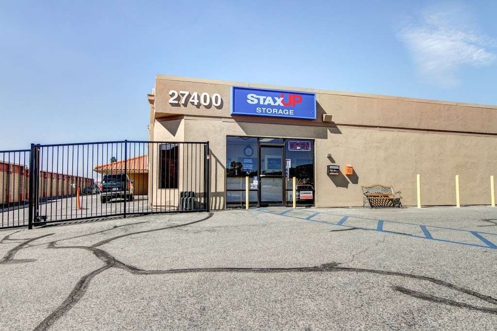 StaxUP Storage - Sun City | 27400 McCall Blvd, Sun City, CA 92586, USA | Phone: (951) 878-0554