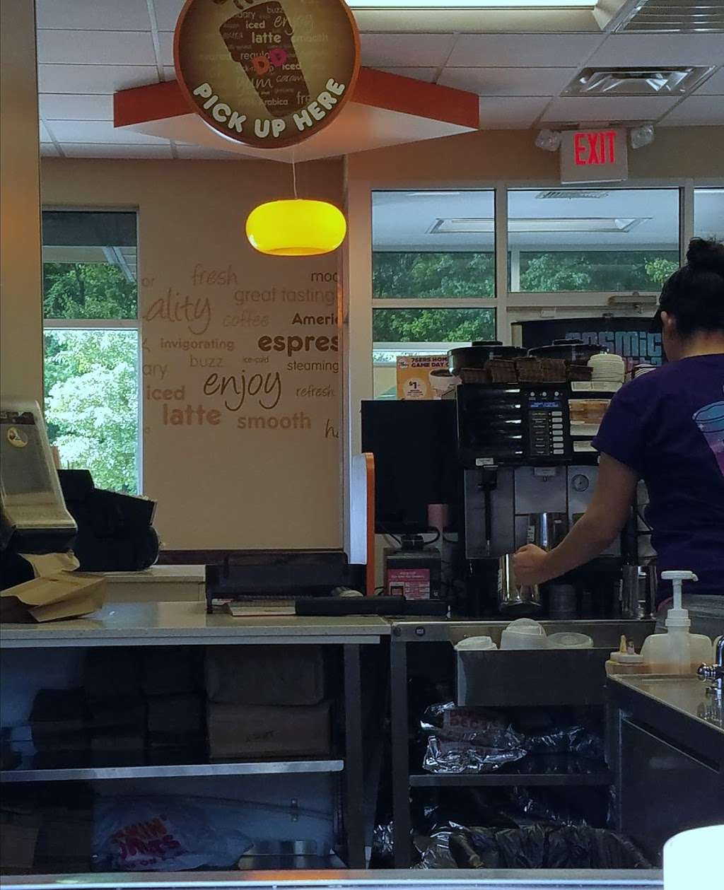 Dunkin Donuts | 2480 Dupont Pkwy, Middletown, DE 19709 | Phone: (302) 376-9246