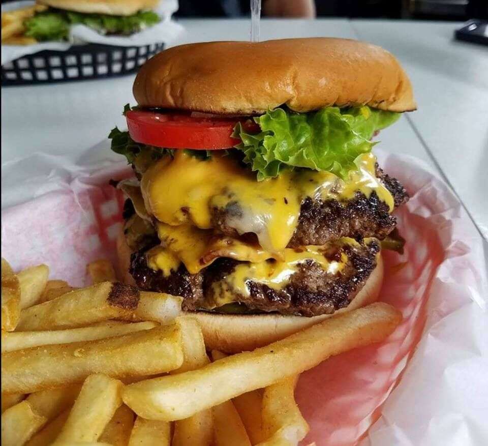 Bustas Burgers & More CROSBY | 6115 FM 2100 #101 77533, Crosby, TX 77532 | Phone: (832) 492-1890