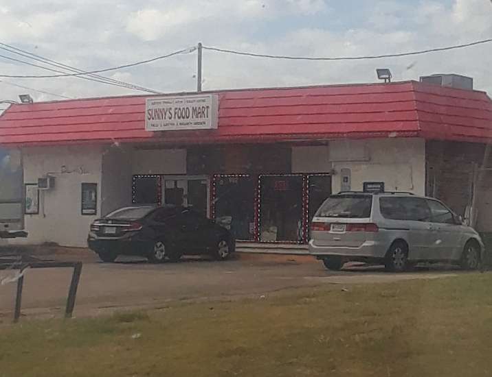 Lucky's Food Store, 902 S Great SW Pkwy, Grand Prairie, TX 75051, USA