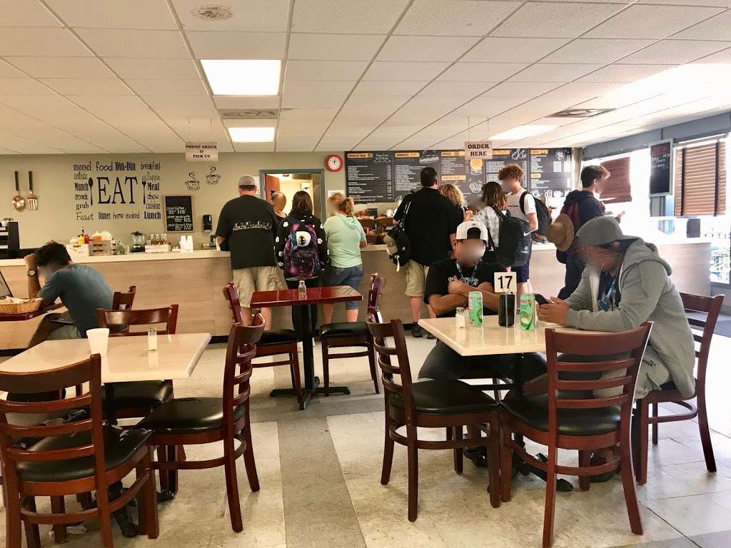 Seaman Cafe | 1180 S America Way, Miami, FL 33132, USA | Phone: (305) 374-4722