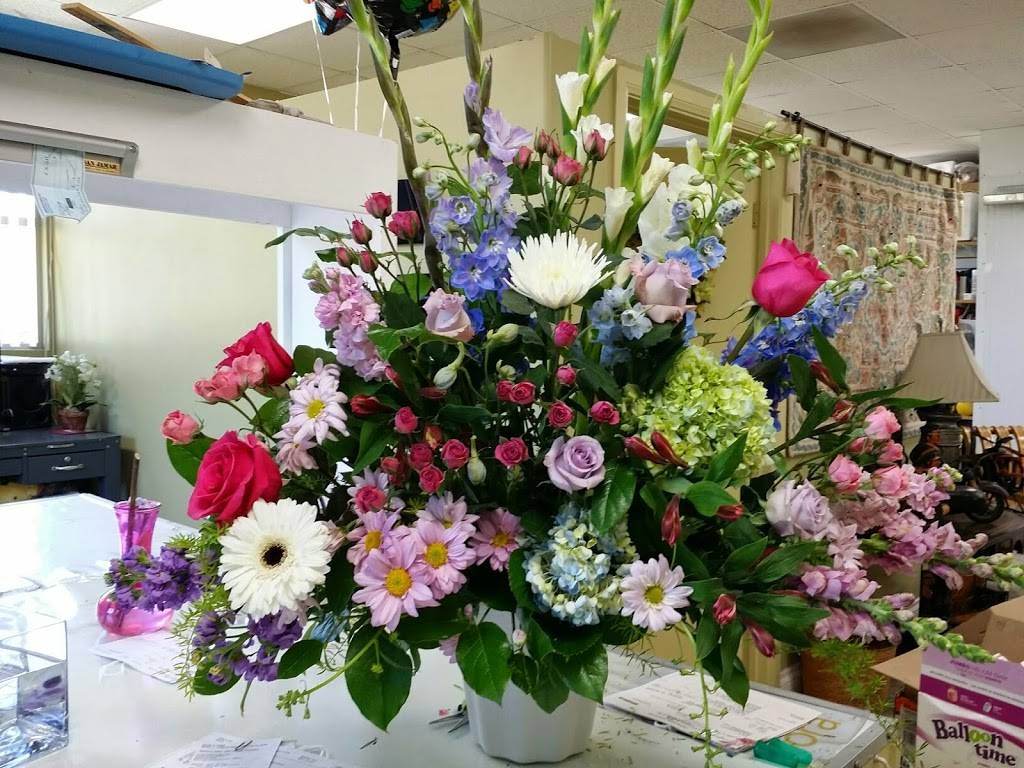 Laguna Niguel Flowers & Gifts | 27184 Ortega Hwy, San Juan Capistrano, CA 92675, USA | Phone: (949) 542-3737