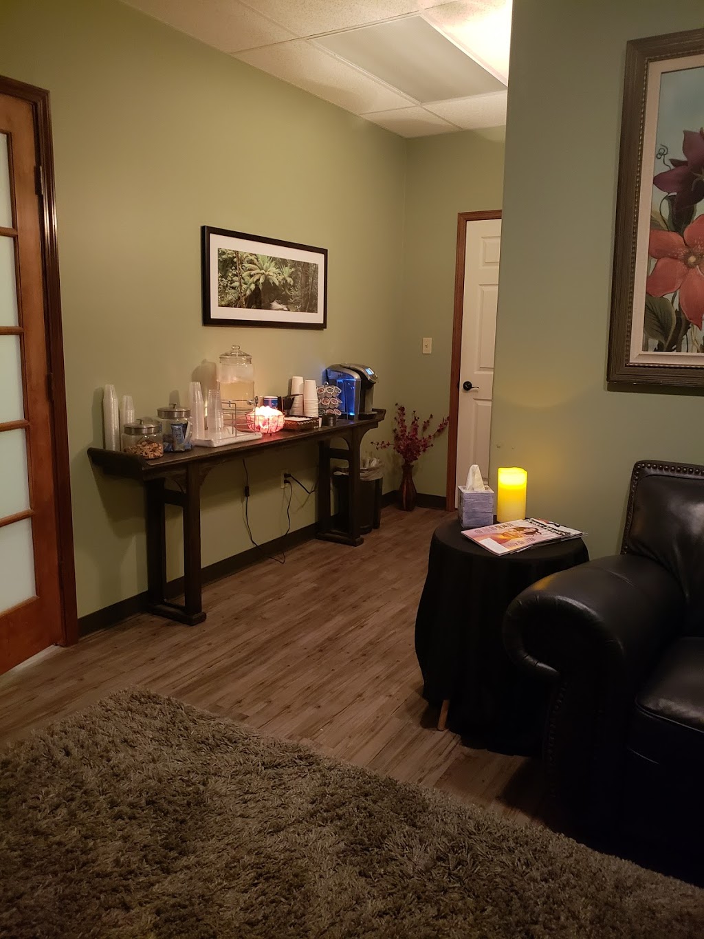 Serenity Mind Body spa | 1901 N. Webb, Wilson Estates Medical Park, Wichita, KS 67206, USA | Phone: (316) 634-0044