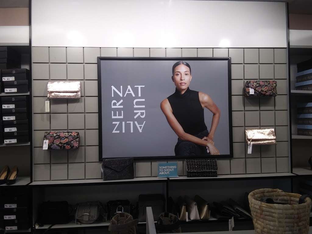 Naturalizer Outlet | 17600 Collier Ave #148, Lake Elsinore, CA 92530, USA | Phone: (951) 674-6753