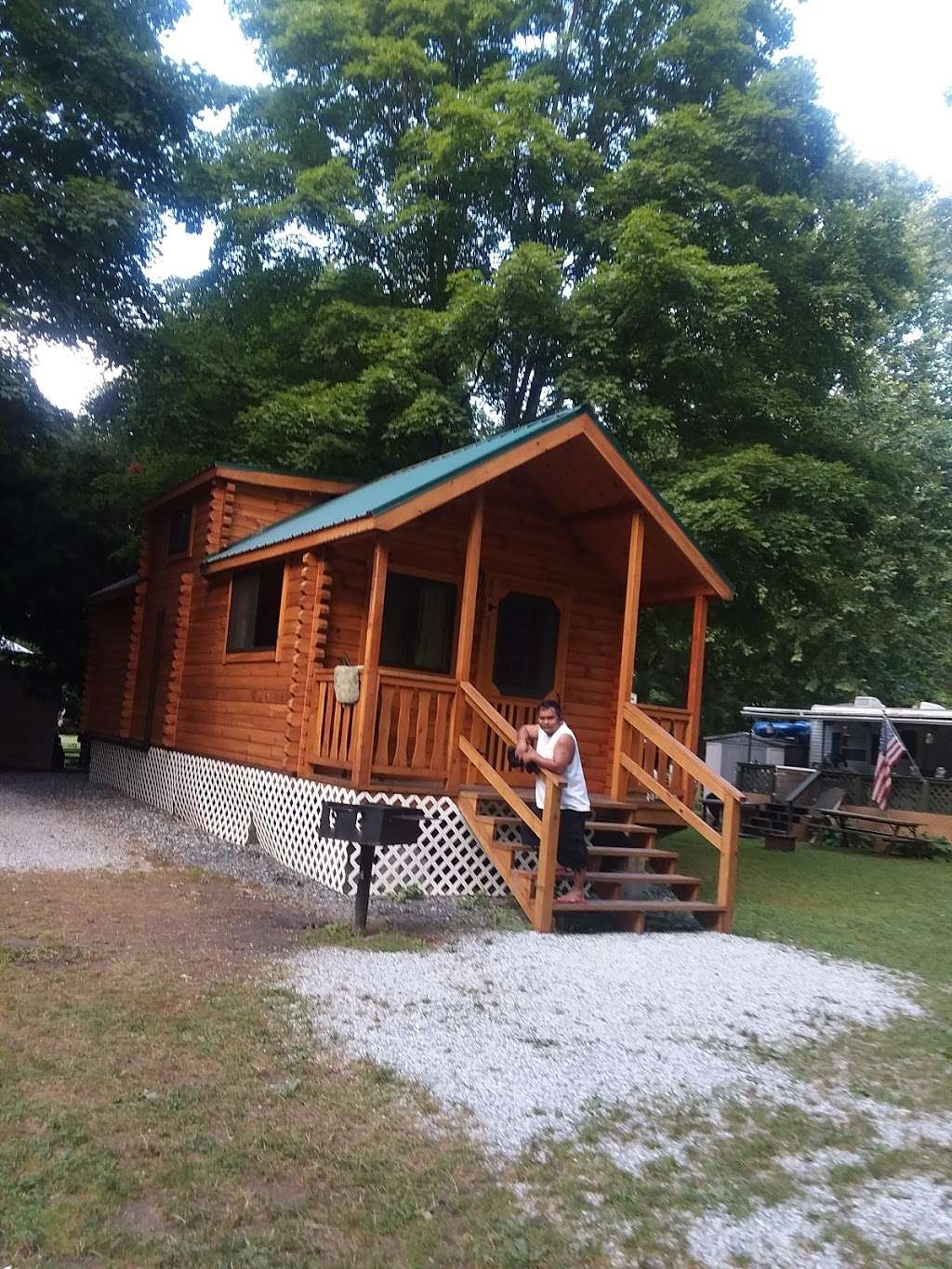 Delaware River Family Campground | 100 US-46, Columbia, NJ 07832 | Phone: (800) 543-0271