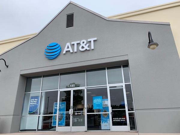 AT&T Store | 185 Ranch Dr, Milpitas, CA 95035 | Phone: (408) 942-7570