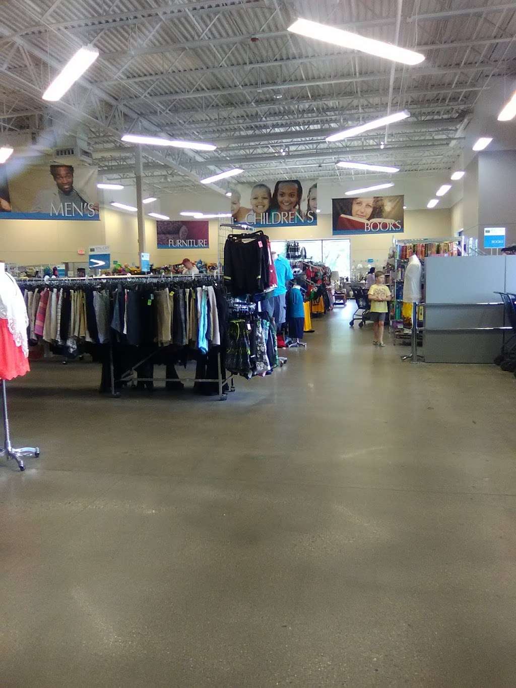 Goodwill Store & Donation Center | 18605 W Bluemound Rd, Brookfield, WI 53045, USA | Phone: (262) 901-0089