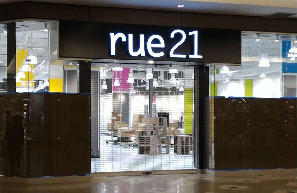 rue21 | 1250 Baltimore Pike Suite U1A, Springfield, PA 19064, USA | Phone: (610) 544-4857