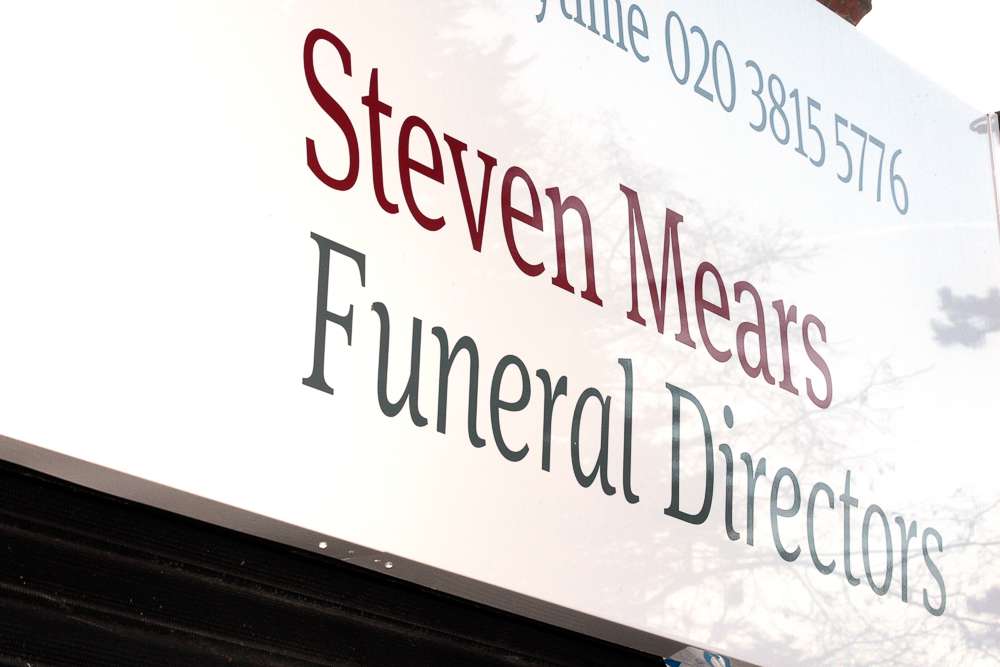 Steven Mears Funeral Directors | 171 Elmers End Rd, Beckenham BR3 4SZ, UK | Phone: 020 3815 5776