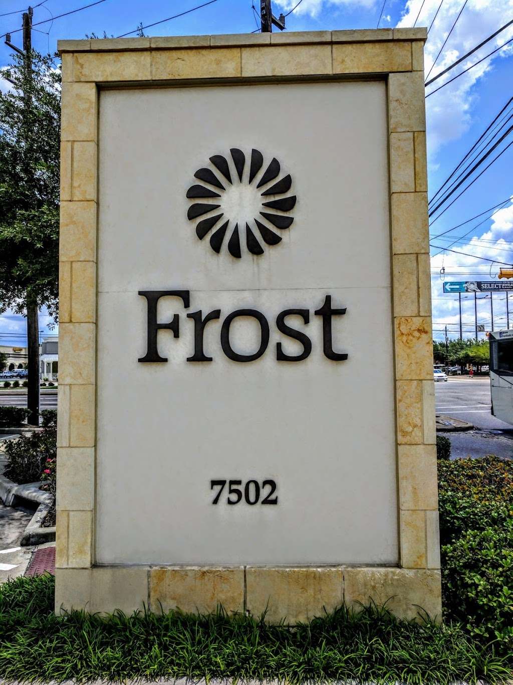 Frost Bank | 7502 Westheimer Rd, Houston, TX 77063, USA | Phone: (713) 388-7600