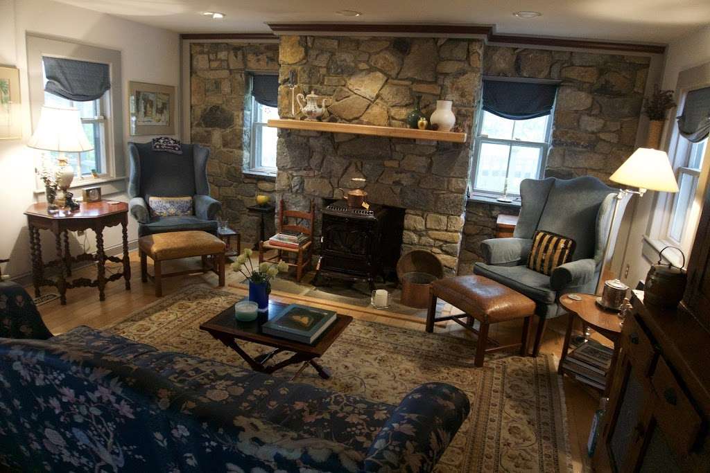 Potomac Ridge Bed and Breakfast | 821 E Ridge St, Harpers Ferry, WV 25425, USA | Phone: (571) 375-4462
