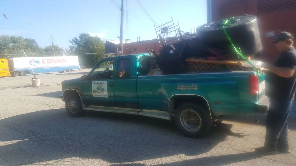 Eastside Hauling | 464 W Lake Bodona Dr, Mooresville, IN 46158, USA | Phone: (317) 223-8835