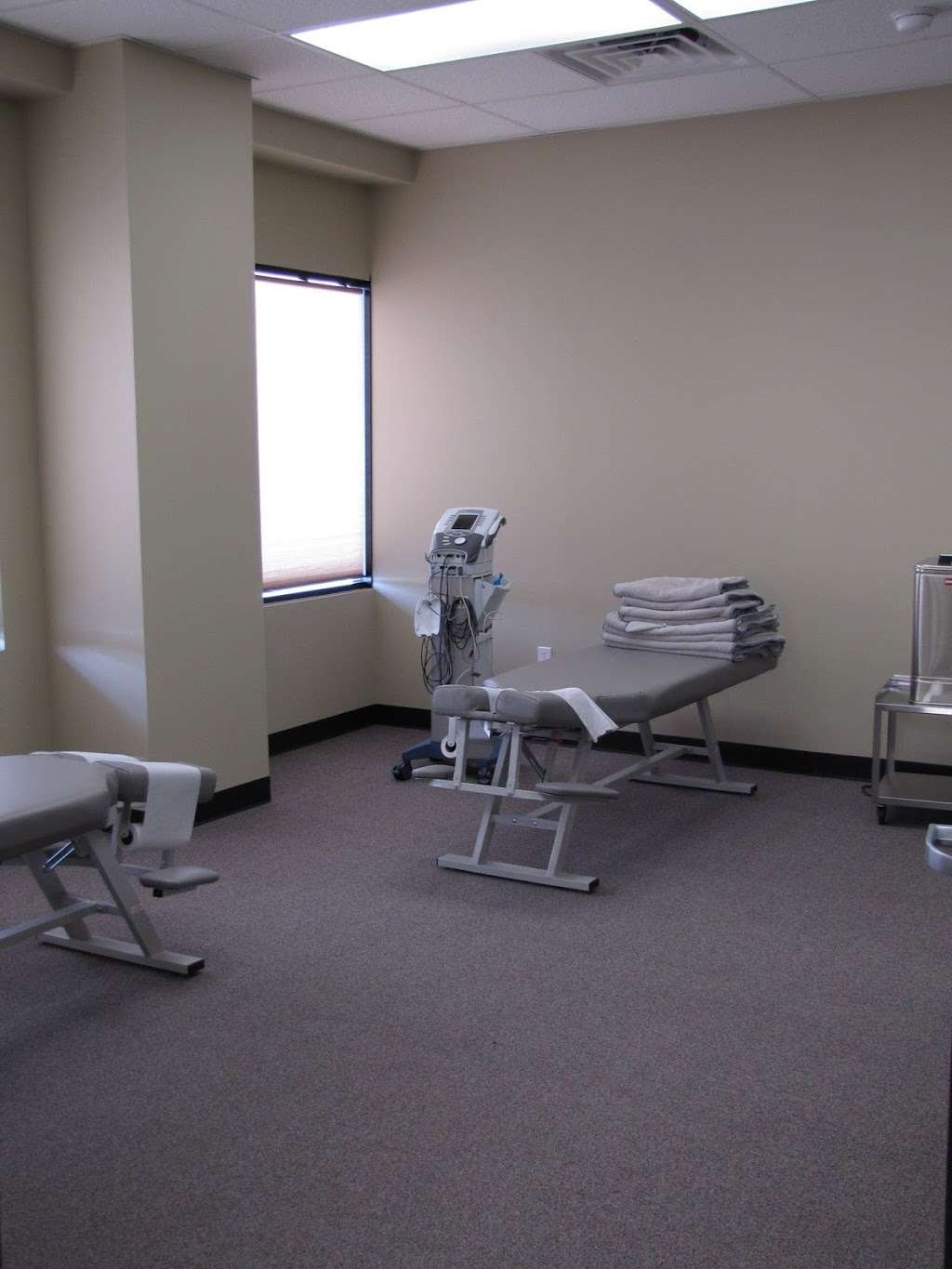 Cornerstone Rehab and Spine | 391 Columbia Memorial Pkwy, Kemah, TX 77565, USA | Phone: (832) 730-4657