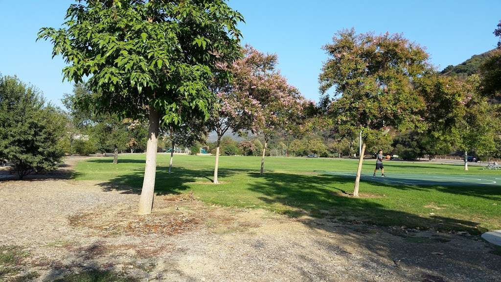 Lang Ranch Neighborhood Park | 3287 Lang Ranch Pkwy, Thousand Oaks, CA 91362, USA | Phone: (805) 495-6471