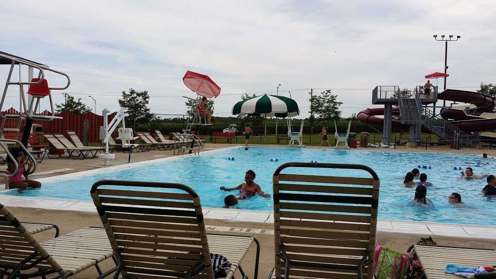 Heritage Falls Water Park | 101 Troxel Ave, Romeoville, IL 60446, USA | Phone: (815) 886-6263