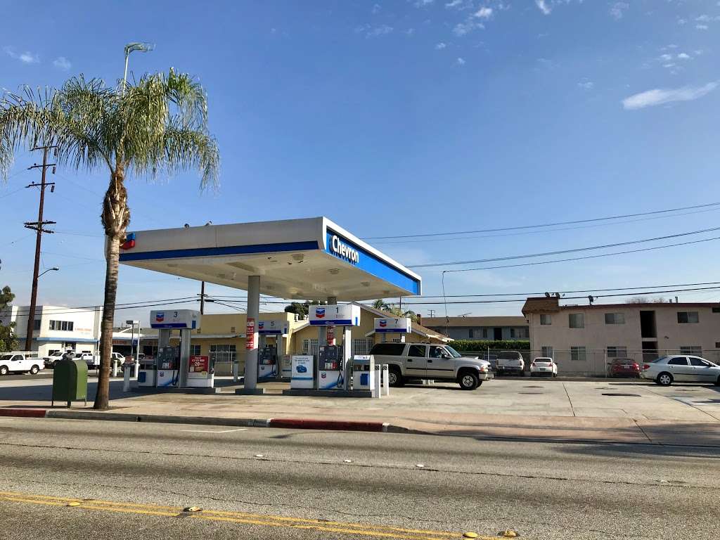 Chevron | 17106 Bellflower Blvd, Bellflower, CA 90706, USA | Phone: (562) 925-8856