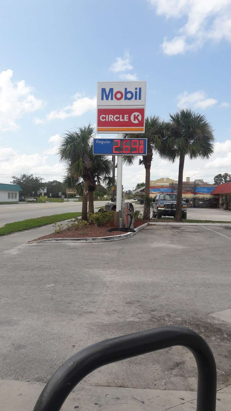 Mobil | 15797 SW Warfield Blvd, Indiantown, FL 34956, USA | Phone: (772) 597-3145