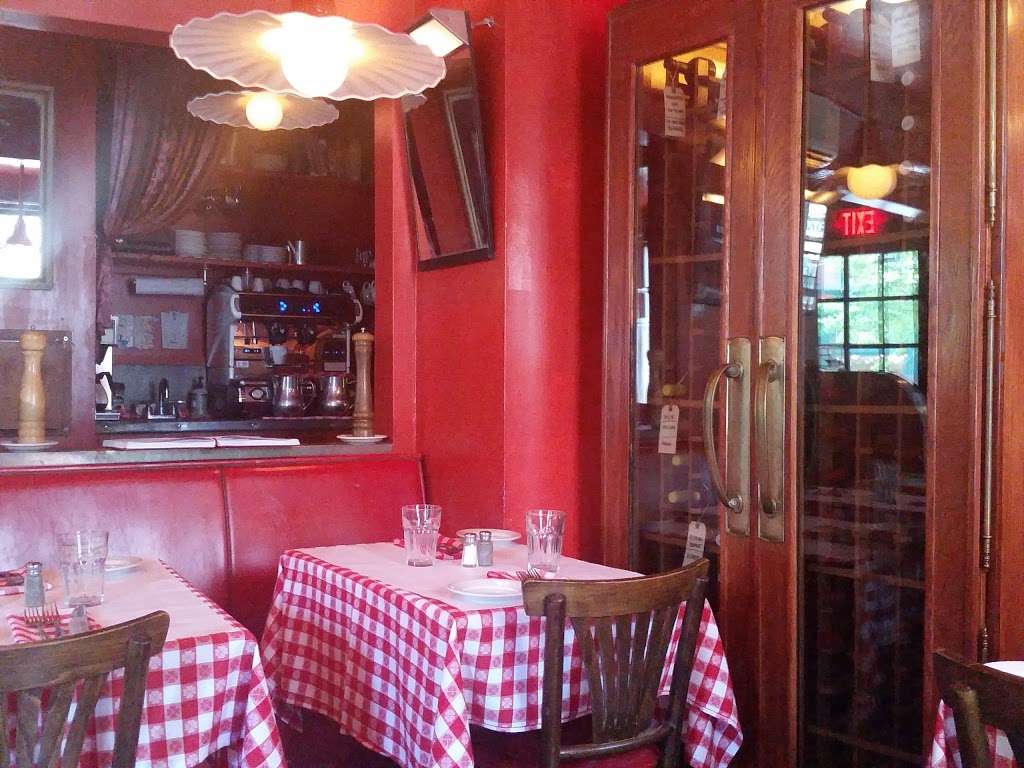 Le Bouchon | 76 Main St, Cold Spring, NY 10516 | Phone: (845) 265-7676