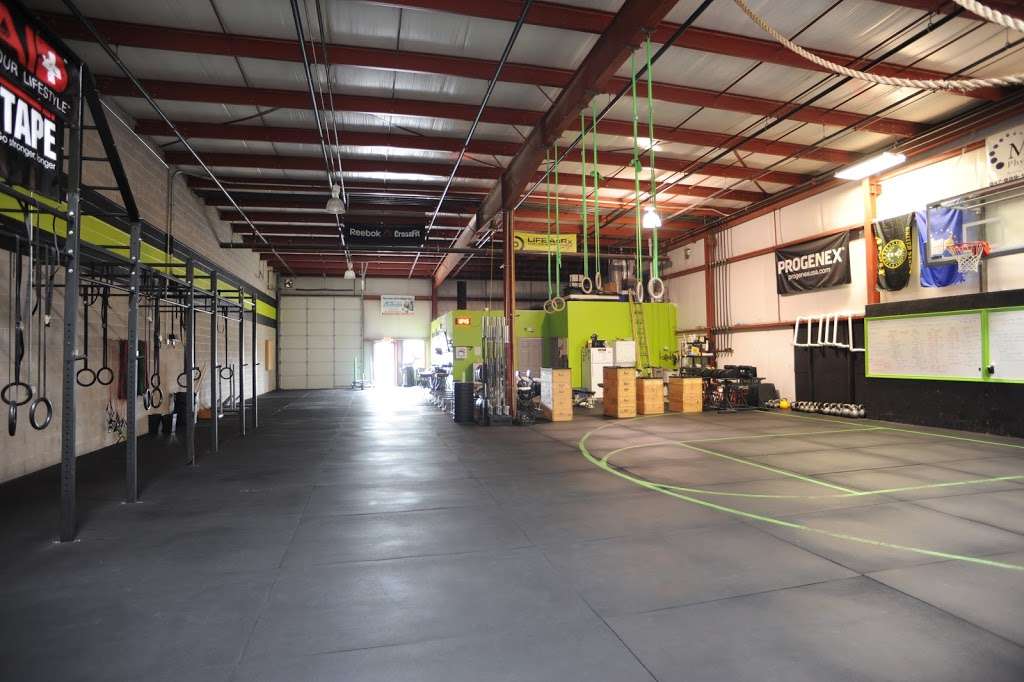 CrossFit | 10643 Wolf Dr, Huntley, IL 60142, USA | Phone: (847) 951-0455