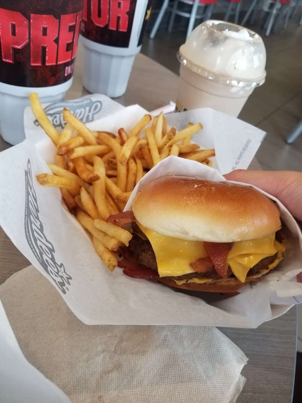 Hardees | 4368 US-130, Willingboro, NJ 08046, USA | Phone: (609) 526-4855