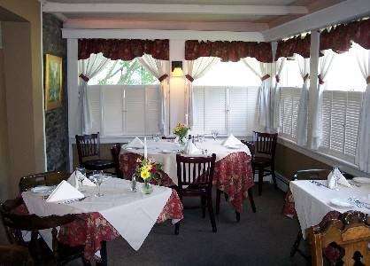 Ferndale Inn | PA-611 & Church Hill Rd, Ferndale, PA 18921, USA | Phone: (610) 847-2662