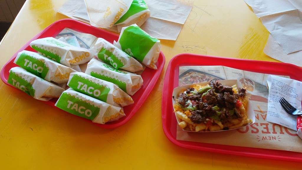 Del Taco | 4101 N 67th Ave, Phoenix, AZ 85033, USA | Phone: (623) 247-5773