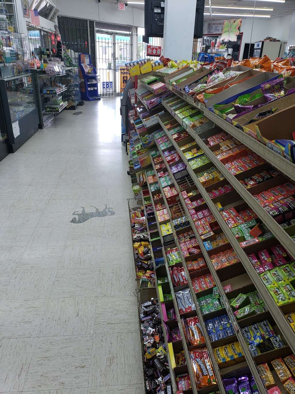 Lucky Food Store | 10804 S Gessner Rd, Houston, TX 77071, USA | Phone: (713) 771-5700