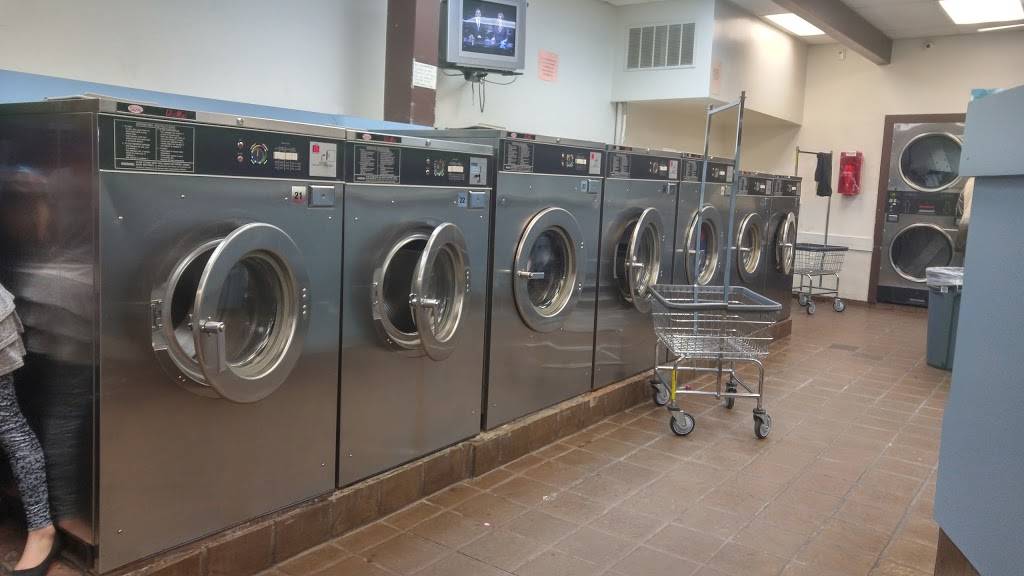 Washtime Coin Laundry | 10721 Coloma Rd, Rancho Cordova, CA 95670, USA | Phone: (916) 852-7909