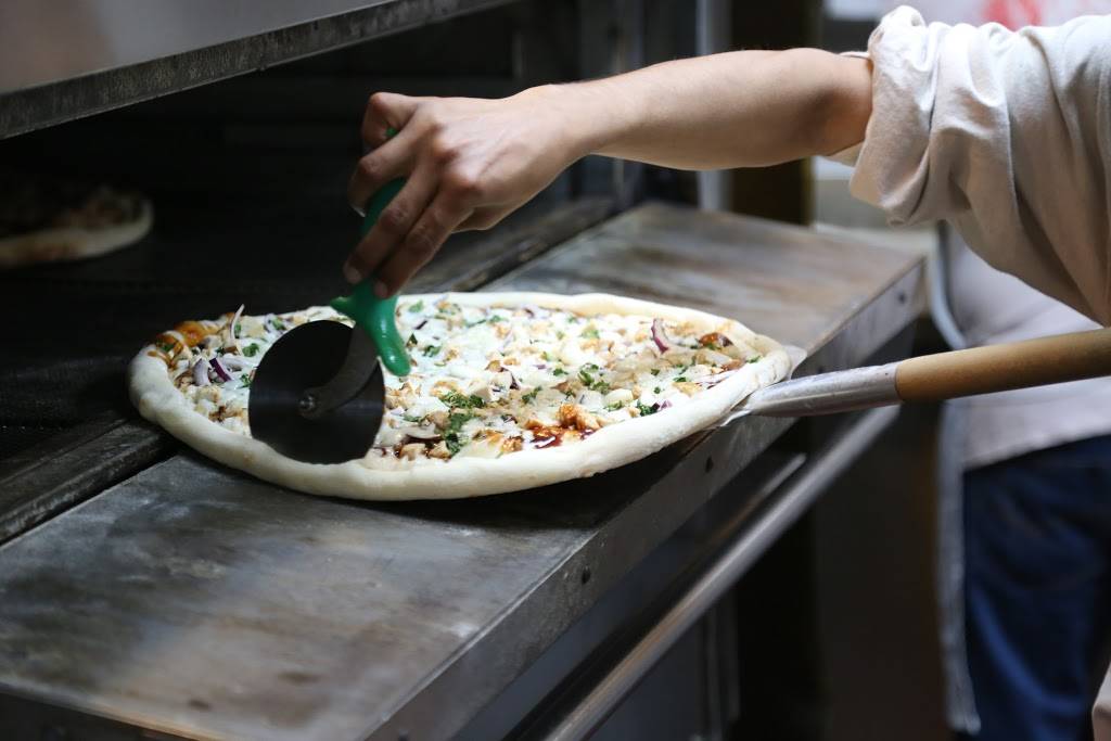 The Pizza Bakery | 1741 Westcliff Dr, Newport Beach, CA 92660, USA | Phone: (949) 631-1166