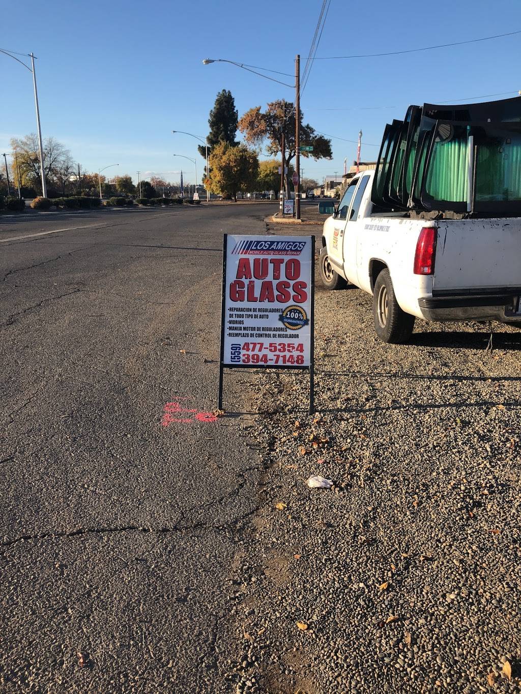 Los Amigos Mobile Auto Glass | 2255 S G St, Fresno, CA 93721 | Phone: (559) 477-5354