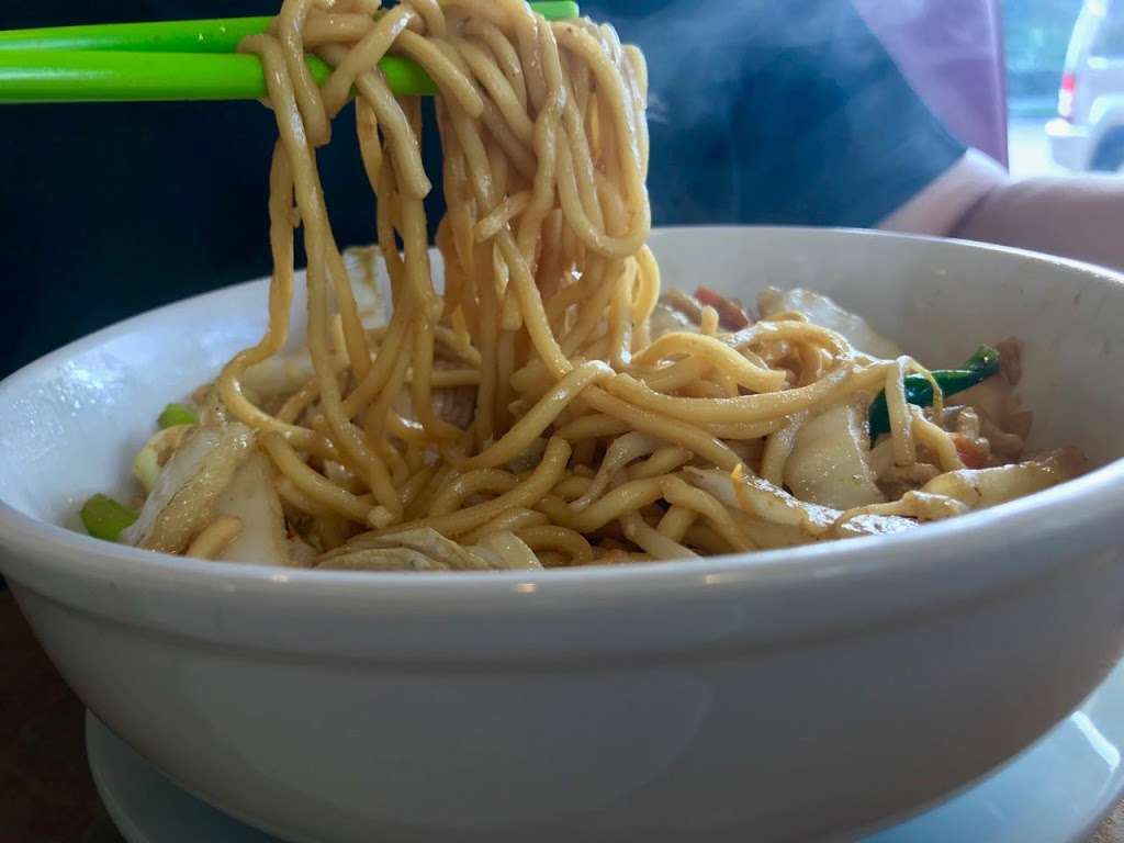 Noodles and Rice | 3891 Avalon Park S Blvd, Orlando, FL 32828, USA | Phone: (321) 270-8888