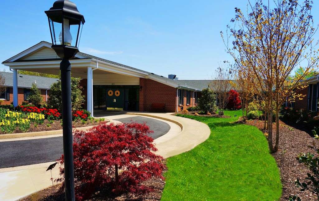 Greenfield Senior Living Of Spotsylvania | 9300 Onyx Ct, Fredericksburg, VA 22407 | Phone: (540) 369-6135