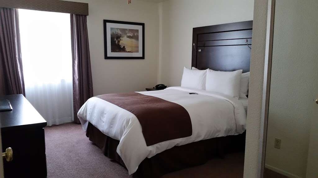 Navy Gateway Inns and Suites | 36th Ave #1164, Port Hueneme, CA 93041 | Phone: (805) 982-6025