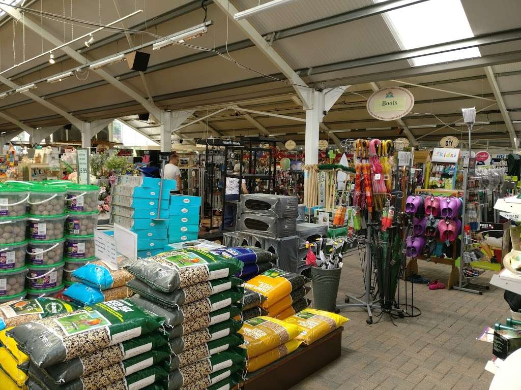 Knights Garden Centre | Limpsfield Rd, Warlingham, Chelsham CR6 9DZ, UK | Phone: 01883 622340