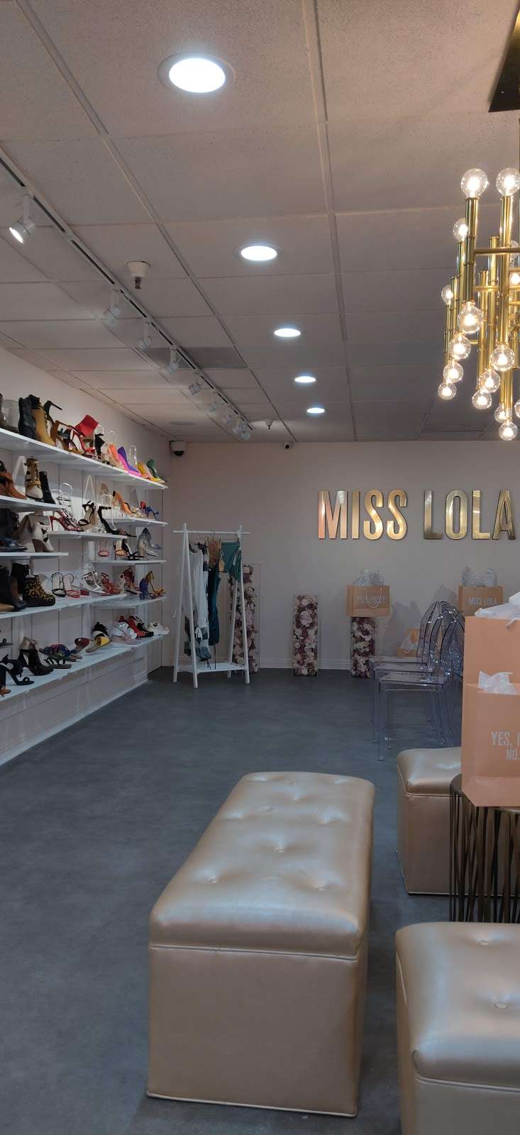 Miss Lola | 8350 Rex Rd Unit B, Pico Rivera, CA 90660 | Phone: (562) 222-1703