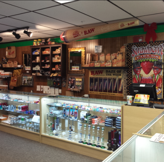 Pineapple Express Pipe Shop | 10912 County Seat Hwy, Laurel, DE 19956, USA | Phone: (410) 726-3162