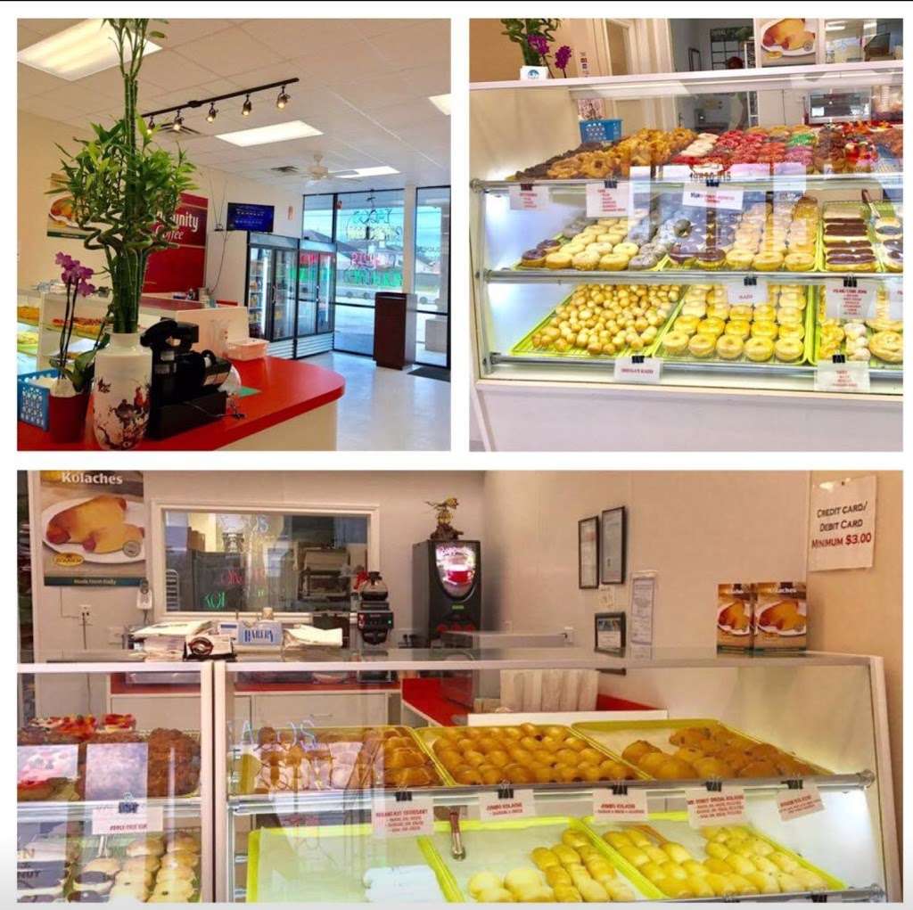 Mr Donut & Kolache | 19620 Kuykendalh St sute 150, Spring, TX 77379, USA | Phone: (281) 528-7777