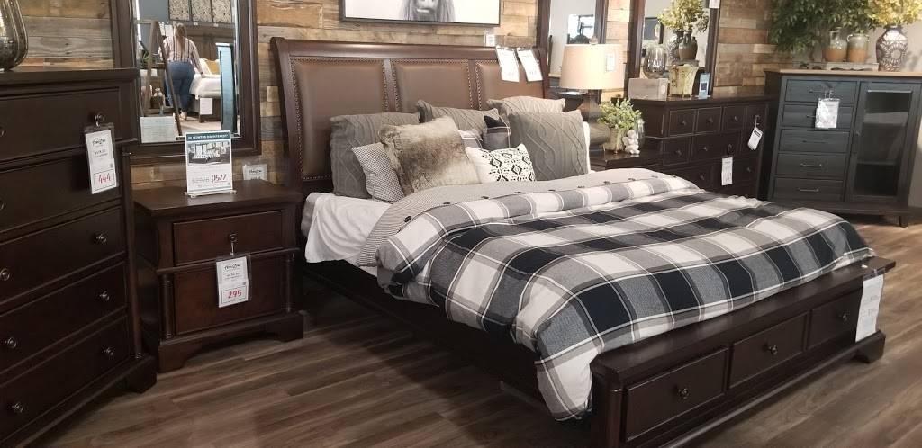 Home Zone Furniture | 360 NW John Jones Dr, Burleson, TX 76028, USA | Phone: (817) 900-2288