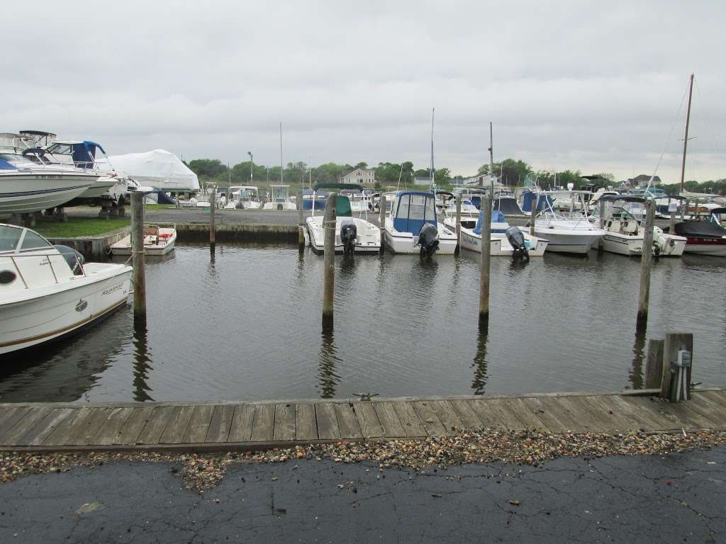 Bergen Point Yacht Basin Inc | 601 Bergen Ave, West Babylon, NY 11704 | Phone: (631) 669-3990