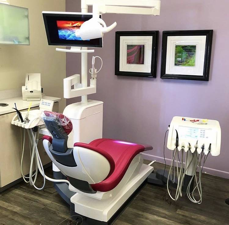 Fort Worth Cosmetic & Family Dentistry | 5720 Locke Ave, Fort Worth, TX 76107, USA | Phone: (817) 653-8859