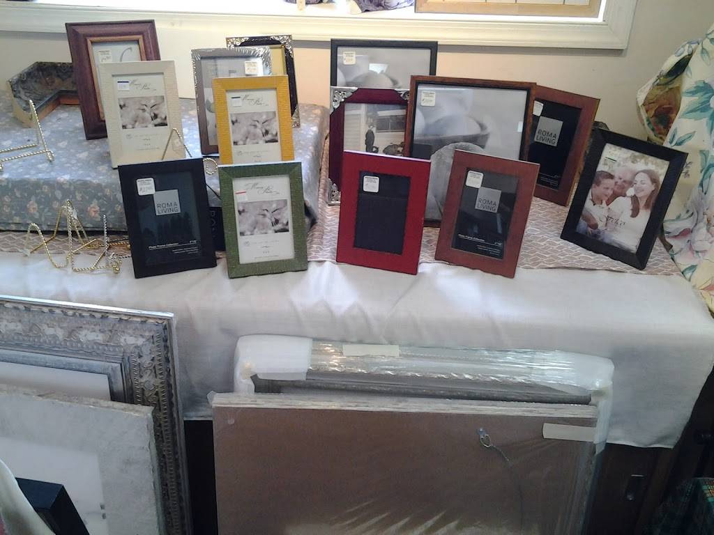 Sterling Picture Framing | 2103 N Pollard St, Arlington, VA 22207, USA | Phone: (703) 522-8393